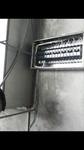 冷氣王團隊 - 不鏽鋼白鐵電箱士林無熔絲斷路器全部更換新