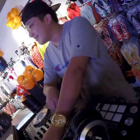 黃杰 - SUPERDRY 開幕DJ