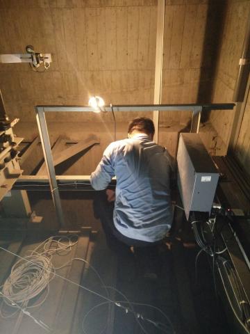 晶品數位科技 - 大型貨梯安裝門禁線路