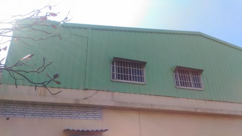 明新油漆專業團隊各種施工承包工程  - 施工前油漆保護