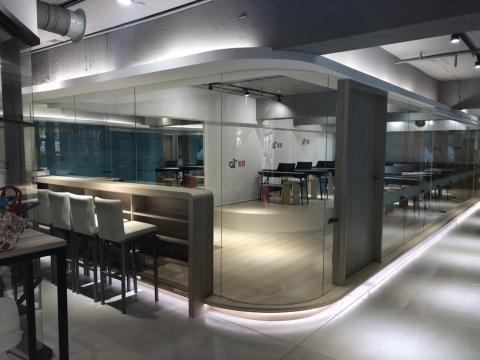 晶艷環境清潔工作室 - 