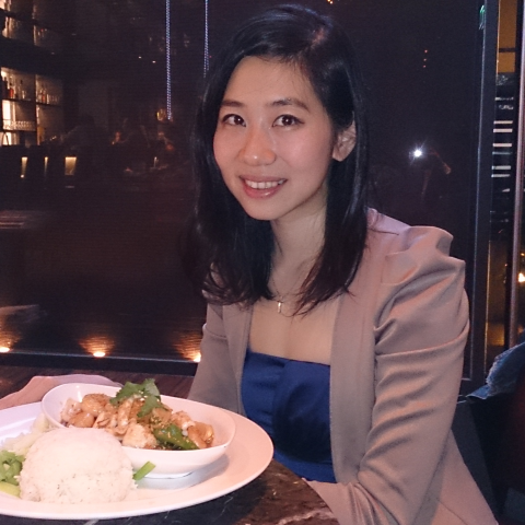 溫馨，有趣，烏克麗麗伴奏/彈唱的"雙語"女主持人 - 商業主持人
攝影棚播音經驗, 戶外室內婚宴主持, 尾牙主持, 生日派對主持. 