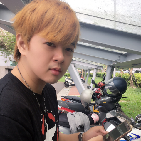 提供ok店到店運費服務的專家張佳弘