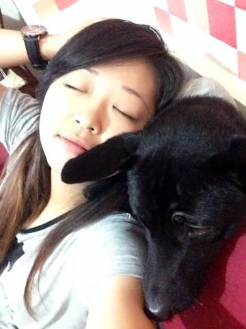 Vicky Deng - 這是我自己的小孩噢^^