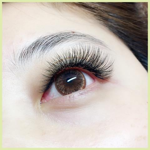 林秋麗（Dana lin)美睫講師 - 0.07單一尺寸運用8～13mm的號碼,6種尺寸來做出高層次效果。