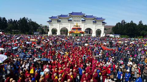 勾勾精品園有限公司 - 