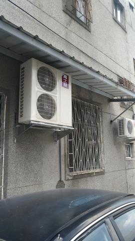 凱圳 - 壁掛&吊隱式冷氣安裝。