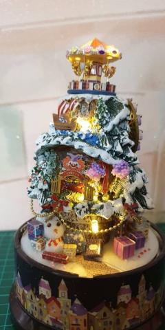  - 旋轉音樂鈴袖珍小屋