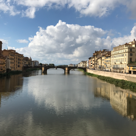 提供印鑑章服務的專家佐藤