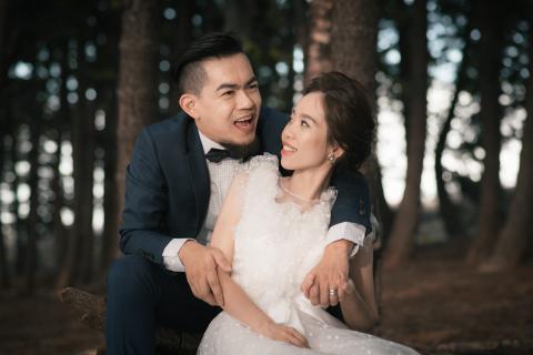 Samu.C Photography - 自助婚紗-
展現自己的創意，拍出屬於自己的作品。