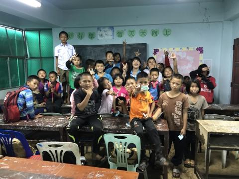 李子淇 - 自費到泰國偏向去體驗教學，進行文化交流