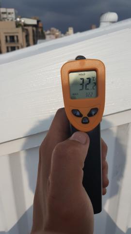 翔鴻工程公司 翔鴻防水工程公司 - 鐵皮屋頂隔熱漆施工後實測