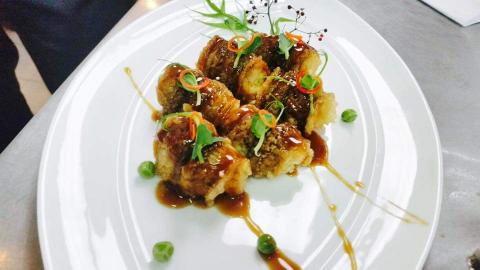 創意與傳統的火花．Shawn私廚 - 滬江杭州蝦爆鱔(前菜)