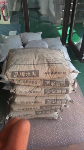 阿財工作室 - 進料搬運