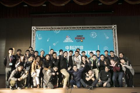  酷點子活動婚禮主持企劃團隊 - 樂高 FIRST 系列賽事活動主持人