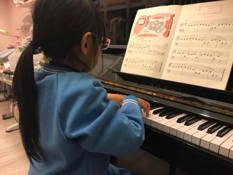 Ariel - 小學一年級