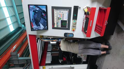 洺葦電腦科技 - 