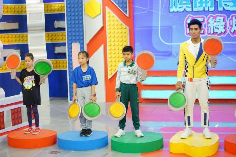 Bk.Wang - 會議紀錄
劇組側拍
各項平面動態