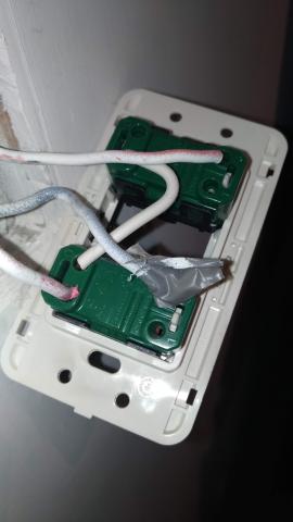 馬上到工程 - 電燈開關維修更換