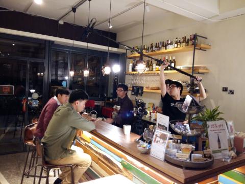 影爆工作室 - 我們每個星期學習拍攝而纍積不同的經驗。