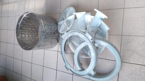 李昶輝 - 洗衣機年度清洗