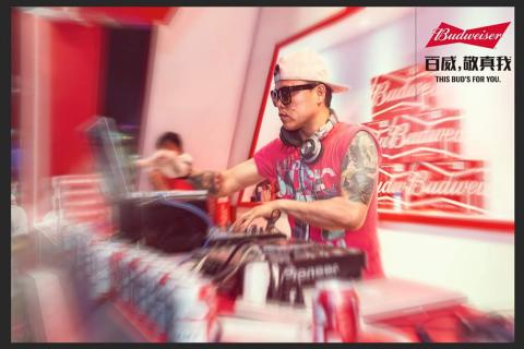 Lookin Photography  - 