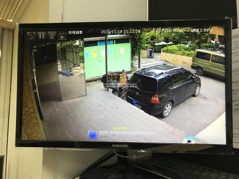 維得電子 - 醫院側門