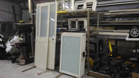 億錸鋼鋁門窗 - 如圖