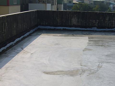 鴻德工程 - 整平
施工目地防水加耐熱  隔熱   有效讓您省電費
室內物品保存
