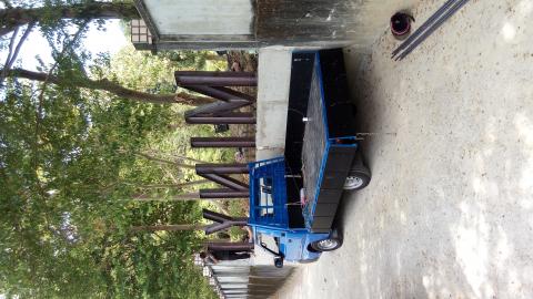 力丞金屬工程行 - 三峽民義國小鋼構圍牆施工中
