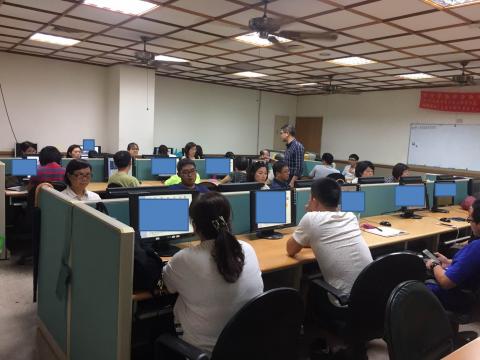 個人SOHO - 實際電腦教室教學講座
