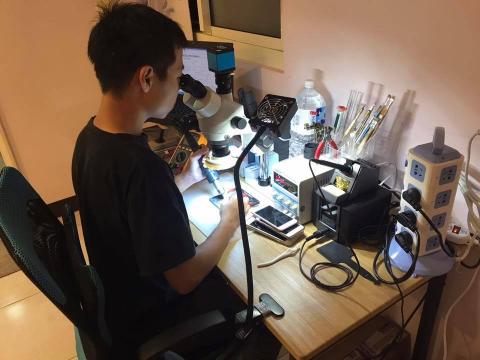 老爹手機維修中心 - 專業儀器處理疑難雜症