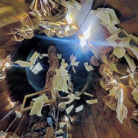 Artemis - 漂浮的書-讀取別人的意識，植入、內化。
慎選。