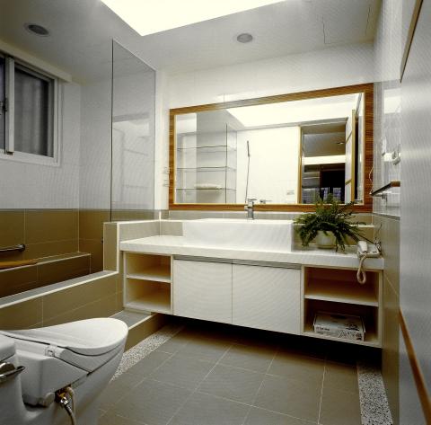 京采空間設計 - 天母 德行東路中古屋翻修設計宅 – 林公館
面積:三房兩廳二衛 / 53坪 (實際使用) 。 
建物:電梯大廈。
人口:4~5人。
風格:現代簡約。
■ 這個設計….不走奢華、不顯浮誇、不關潮流,只是要一份簡單平實、一種心的溫度和質感,加上一定的實用效能。
■ 這個設計….形隨機能,讓空間區劃定義起各自不同的角色,在視覺感官上演繹著各自的性格。
■ 這個設計….想把家的概念和使用功能完整、直接.. 京采空間設計 - 天母 德行東路中古屋翻修設計宅 – 林公館
面積:三房兩廳二衛 / 53坪 (實際使用) 。 
建物:電梯大廈。
人口:4~5人。
風格:現代簡約。
■ 這個設計….不走奢華、不顯浮誇、不關潮流,只是要一份簡單平實、一種心的溫度和質感,加上一定的實用效能。
■ 這個設計….形隨機能,讓空間區劃定義起各自不同的角色,在視覺感官上演繹著各自的性格。
■ 這個設計….想把家的概念和使用功能完整、直接..