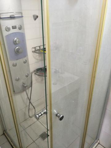 林晉緯 - 廁所乾濕分離玻璃水垢處理，處理好約7-8成乾淨。