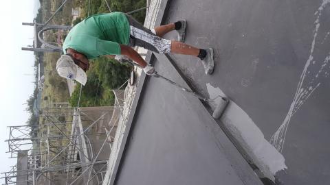 江文吉 - 屋頂彈泥施作
