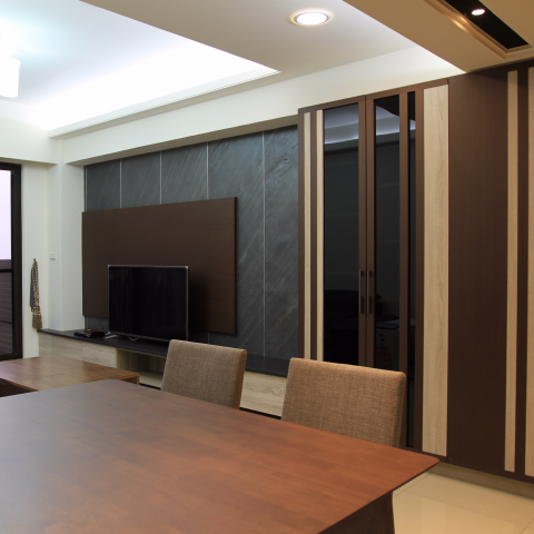 辰作 空間設計 - 作品2號  南崁-新成屋  現代風
本案由本人於前公司任職時全權專案負責 
業主為單身貴族 長期赴日工作出差  對家的想像喜歡簡潔俐落的線條
本案利用板岩與鐵刀木皮和黑烤玻呈現出現代感 沉穩 俐落