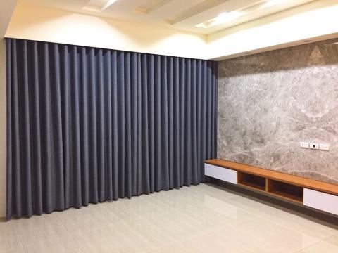 窗簾塑膠地板SPC卡扣 - 蛇簾