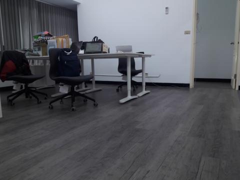 騰林室內裝潢 - 360和平東路三段，商空PVC木紋地磚&方塊毯接案實品4