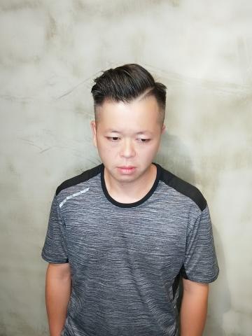 Gongsheng - 只愛男士油頭❤
因為“帥”

七月活動快結束囉?
最後一波染燙髮贈送頭皮保養乙罐！ ?ID : kiki801578
☎電話：335-2990
?地址：四維三路130號（小花園）