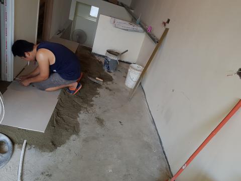 許劦身 - 【磁磚施工】 許劦身 - 【磁磚施工】