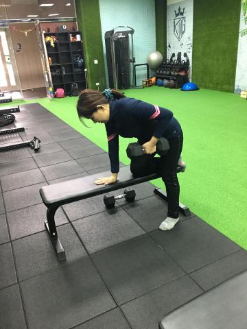 國家高考營養師/自由教練/國標舞教練 - 私人教練課-背部肌肉訓練