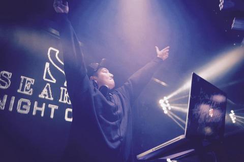 黃杰 - SEARCH CLUB