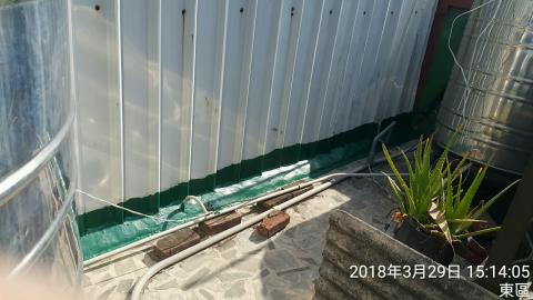 歐克威工程有限公司 - 頂樓鐵皮屋PU防水施工