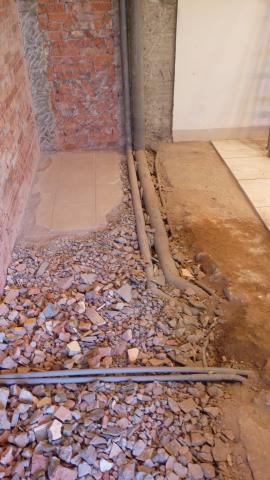 阿財工作室 - 室內地磚打除