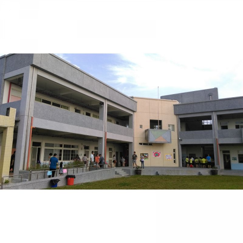 禾智工程有限公司 - 校舍.禮堂.操場...新建