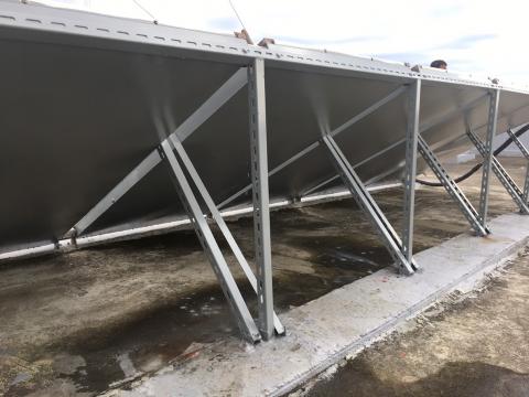 百隆興業有限公司 - 恆春會館太陽能板防鏽蝕塗裝