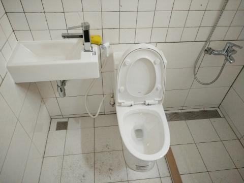 水電裝修 - 衛浴設備安裝