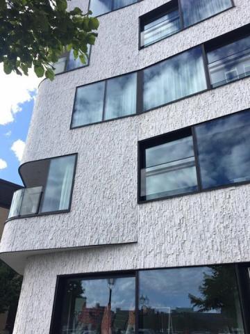 川石家豐有限公司 - 板岩外牆施作