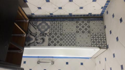 统理水电 - 抓出漏點接合完成，浴缸及瓷磚復原，貼合。